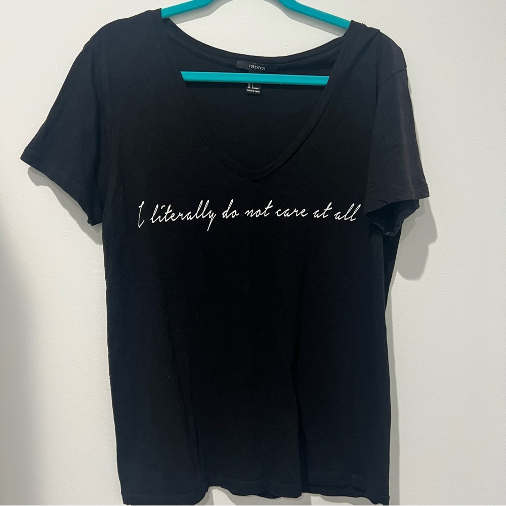 Black Tee